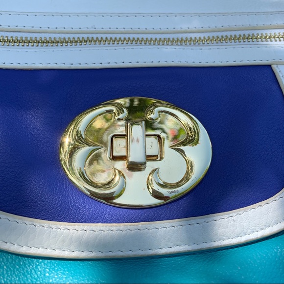 🩵 Emma Fox Clororblock Crossbody Bag - Picture 5 of 7